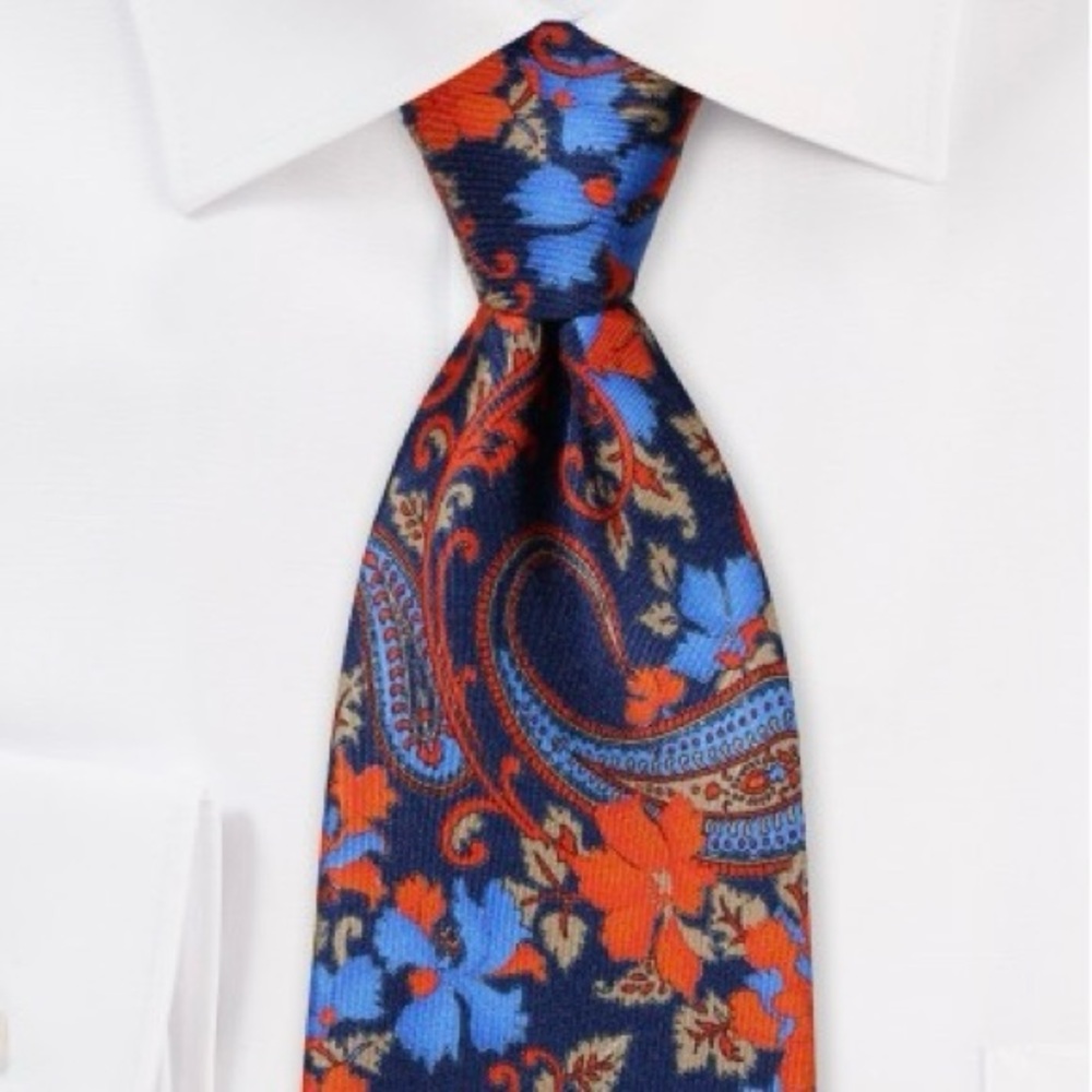 FLORAL TIE IN NAVY